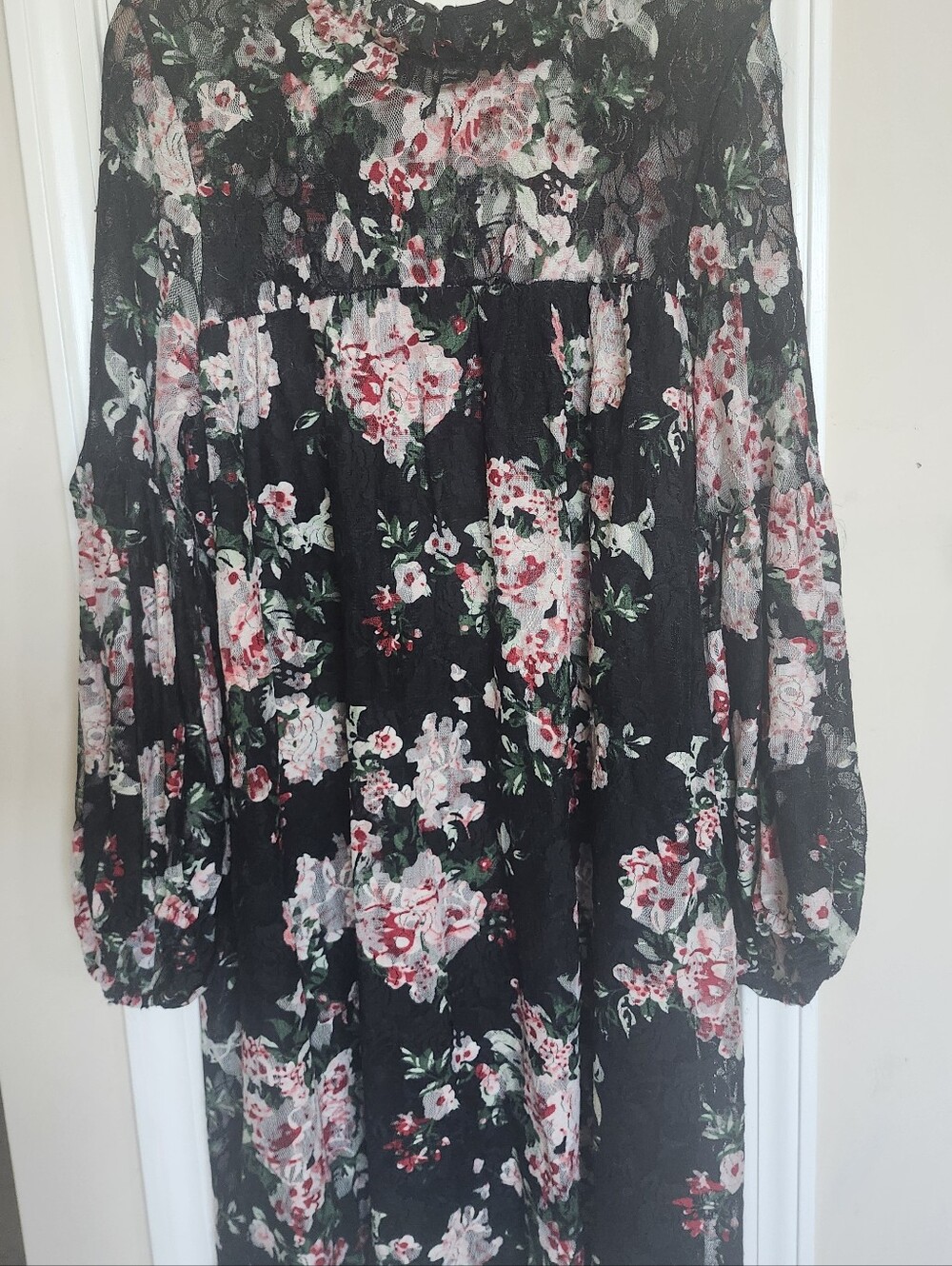 Tash And Sophie Black Lace Floral Long Sleeve Midi Dress